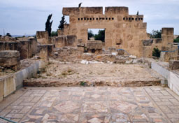 maison de la cascade